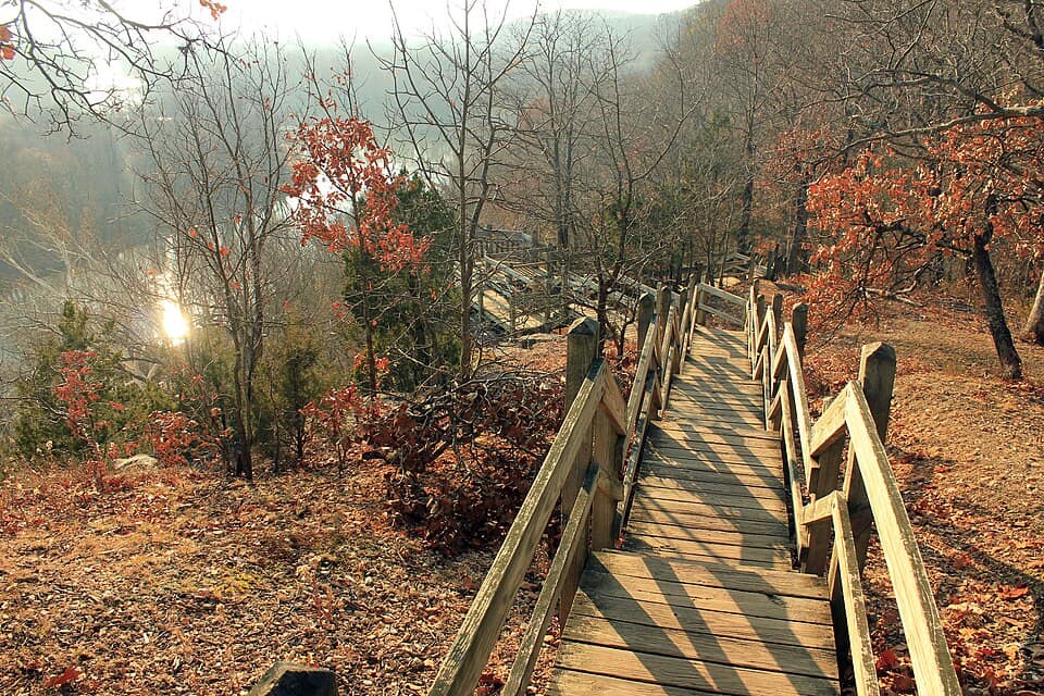 Gfp-missouri-castlewood-state-park-staircase-path-at-castlewood