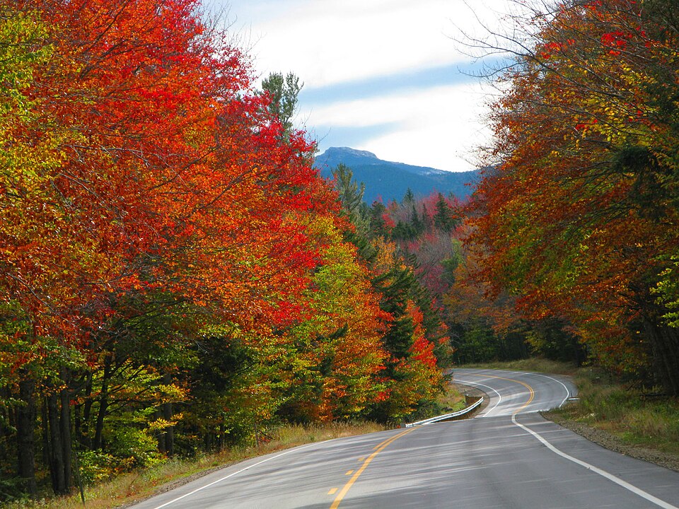 Kancamagus Scenic Byway - Vivid Color Displays on Kancamagus Highway