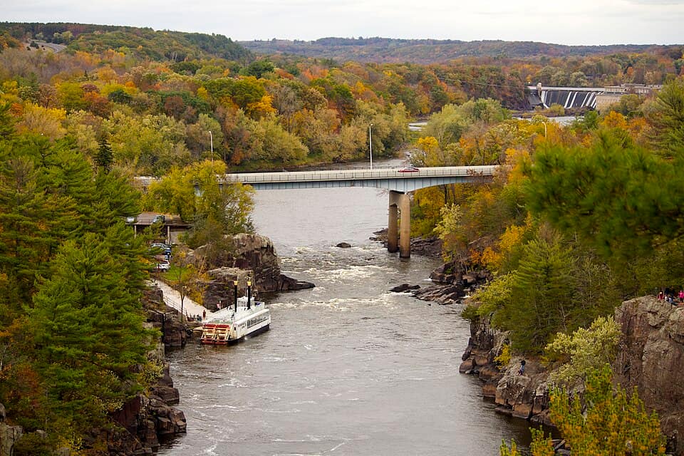 Taylors Falls Fall Scenery - panoramio