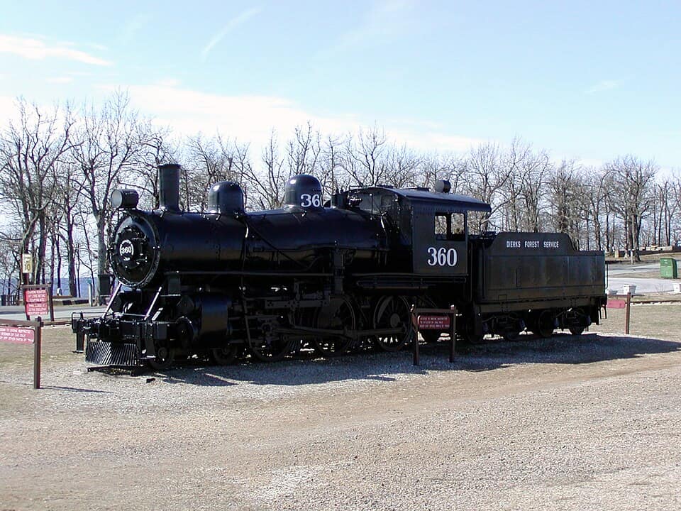 Talimena Scenic Drive - Old Engine 320 At Queen Wilhelmina State Park