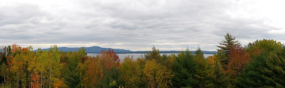 Autumn Lake Winnipesaukee