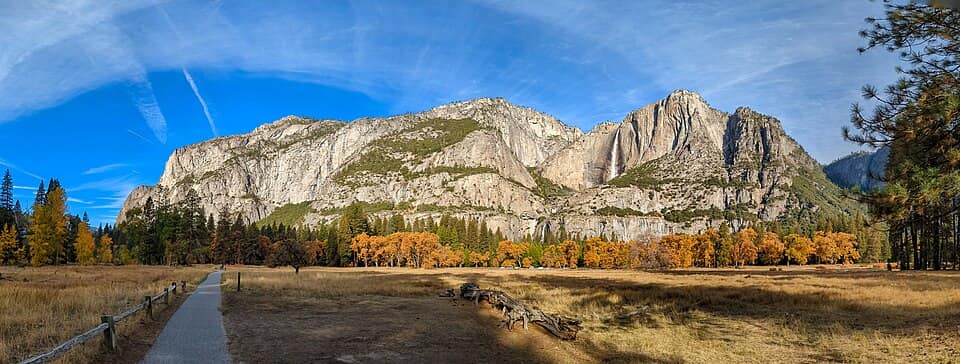 Yosemite National Park - 51685791386